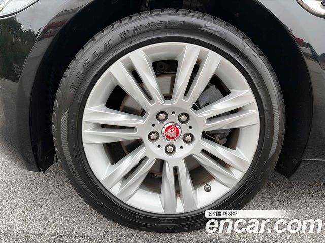 Jaguar XF из Кореи Encar