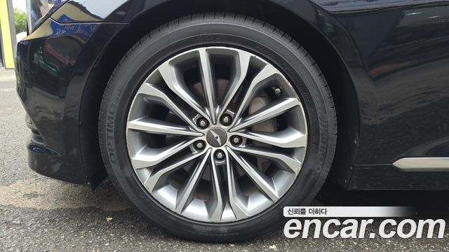 Hyundai Genesis из Кореи Encar