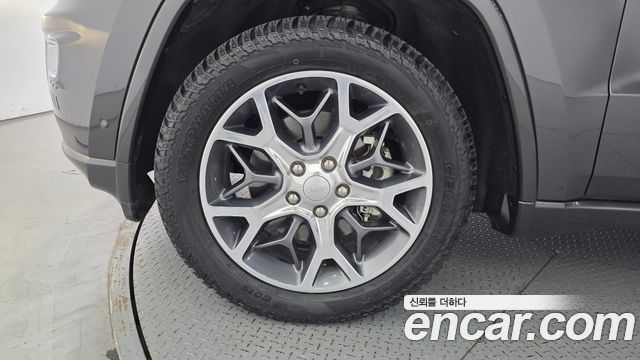 Jeep Cherokee из Кореи Encar