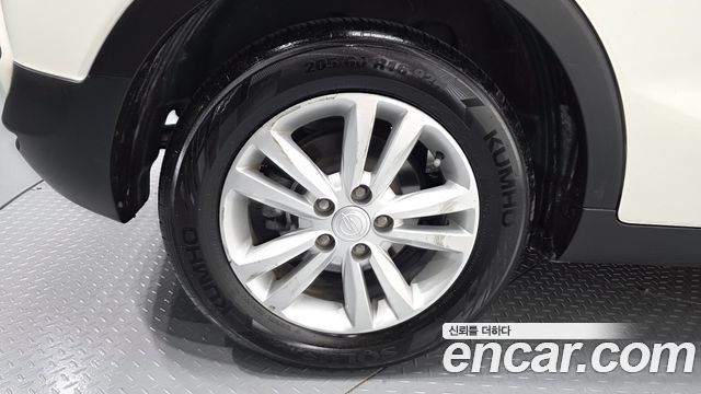 Ssangyong TIBOLI из Кореи Encar