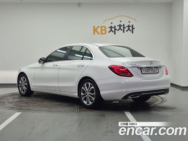 Mercedes-Benz C-Class из Кореи Encar
