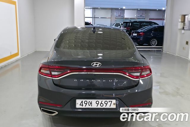 Hyundai Grandeur из Кореи Encar