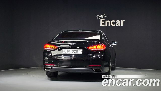 Hyundai Genesis из Кореи Encar