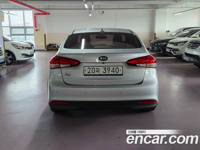Kia K3 из Кореи Encar