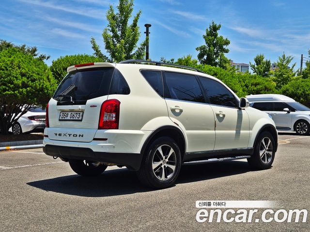 Ssangyong Rexton 2.0 4WD RX7 Luxury — пробег 206 934 км — фото 3 из 5