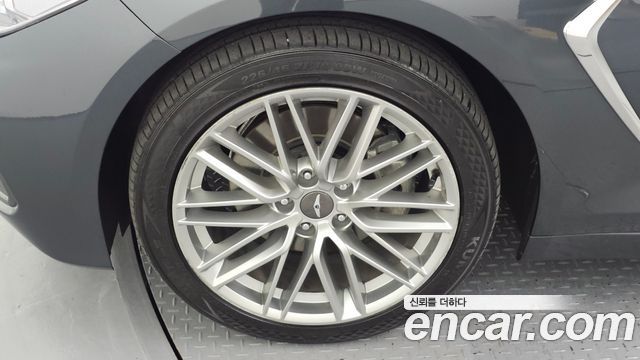 Genesis G70 из Кореи Encar