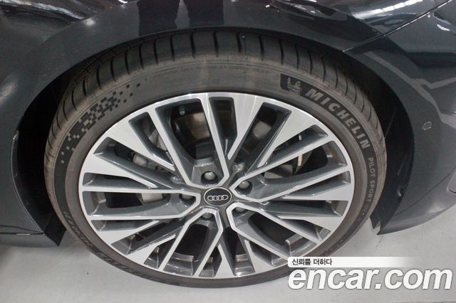 Audi A6 e-Tron из Кореи Encar