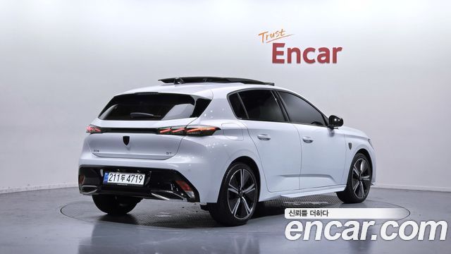 Peugeot 308 1.2 Hybrid GT — пробег 5 640 км