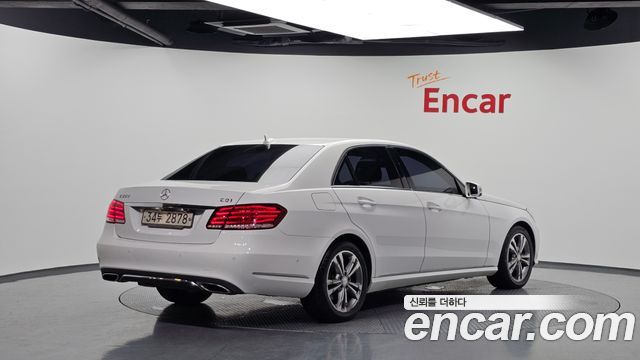 Mercedes-Benz E-Class E220 CDI Avantgarde — пробег 152 220 км — фото 2 из 5