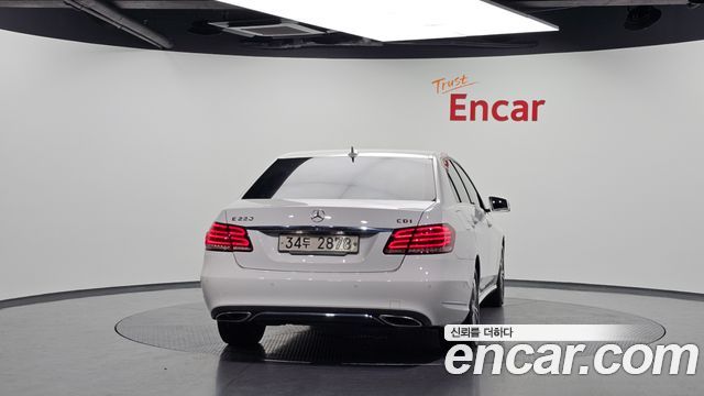 Mercedes-Benz E-Class E220 CDI Avantgarde — пробег 152 220 км — фото 4 из 5