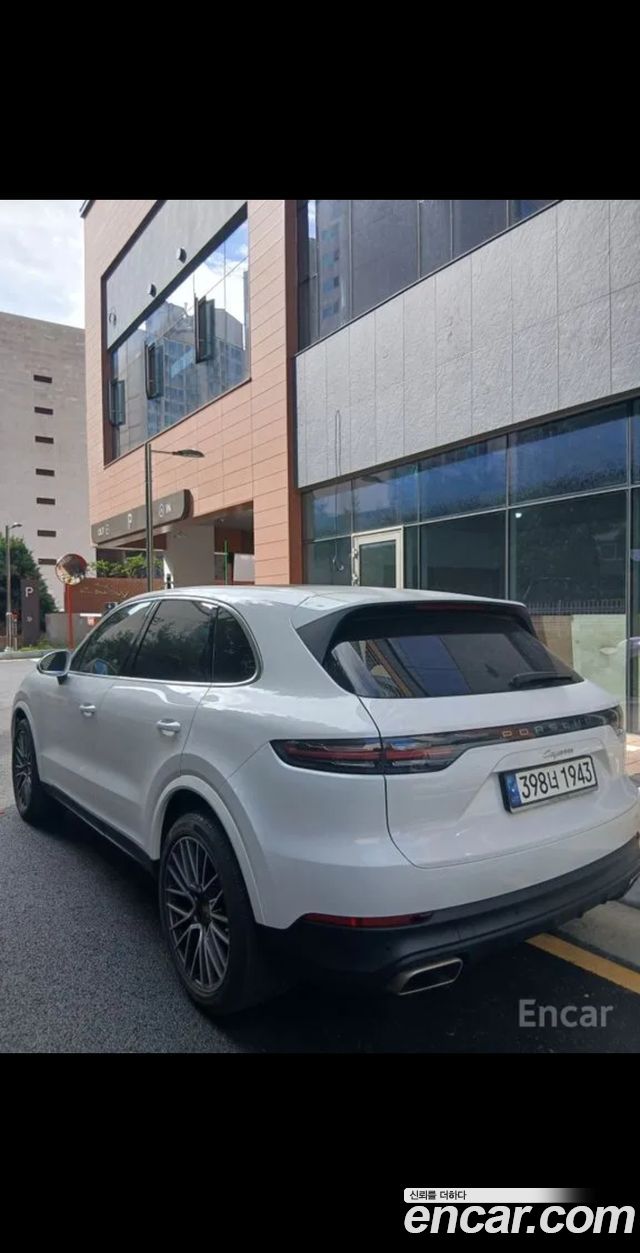 Porsche Cayenne 3.0 — пробег 13 500 км — фото 3 из 5