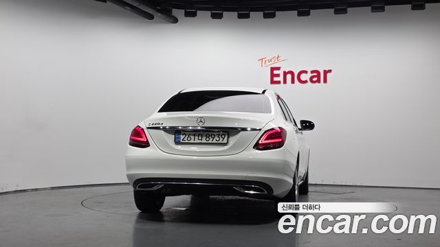Mercedes-Benz C-Class из Кореи Encar