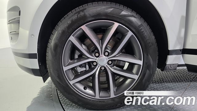 Land Rover Range Rover Evoque P250 Dynamic SE — пробег 16 км — фото 5 из 5
