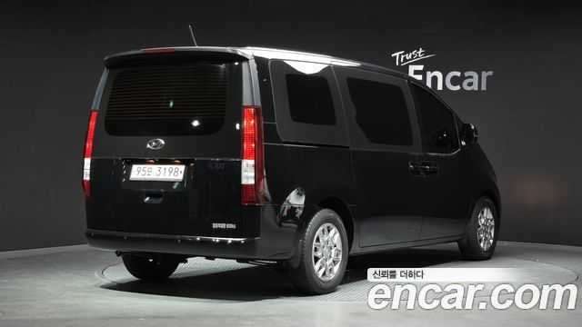 Hyundai Staria из Кореи Encar