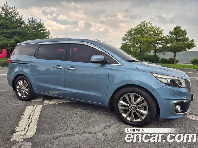 Kia Carnival из Кореи Encar