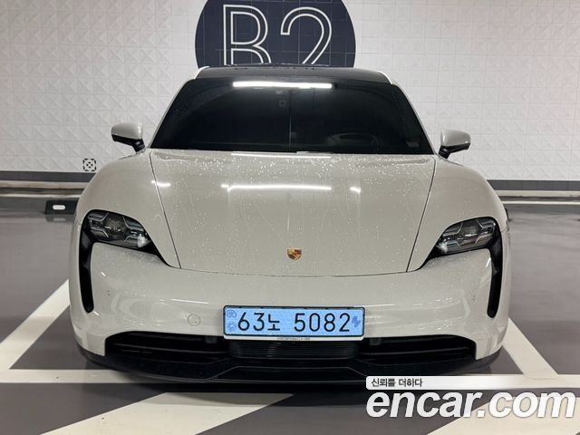 Porsche Taycan 4S — пробег 58 000 км — фото 2 из 5
