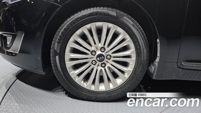 Kia K7 из Кореи Encar