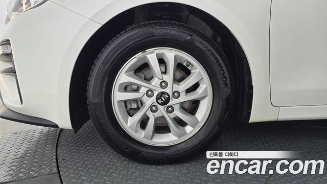 Kia K3 из Кореи Encar