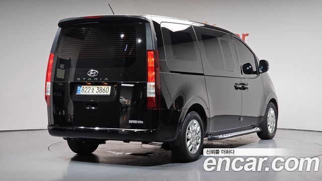 Hyundai Staria из Кореи Encar