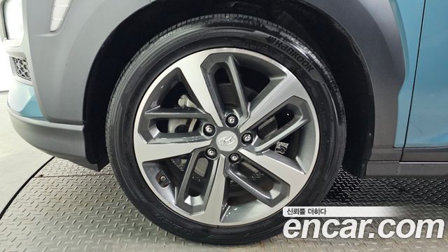 Hyundai Kona из Кореи Encar
