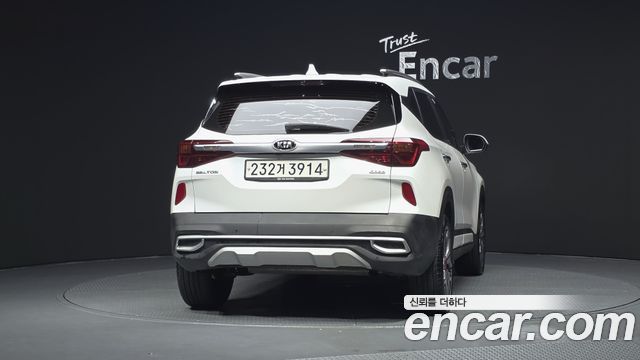 Kia Seltos из Кореи Encar