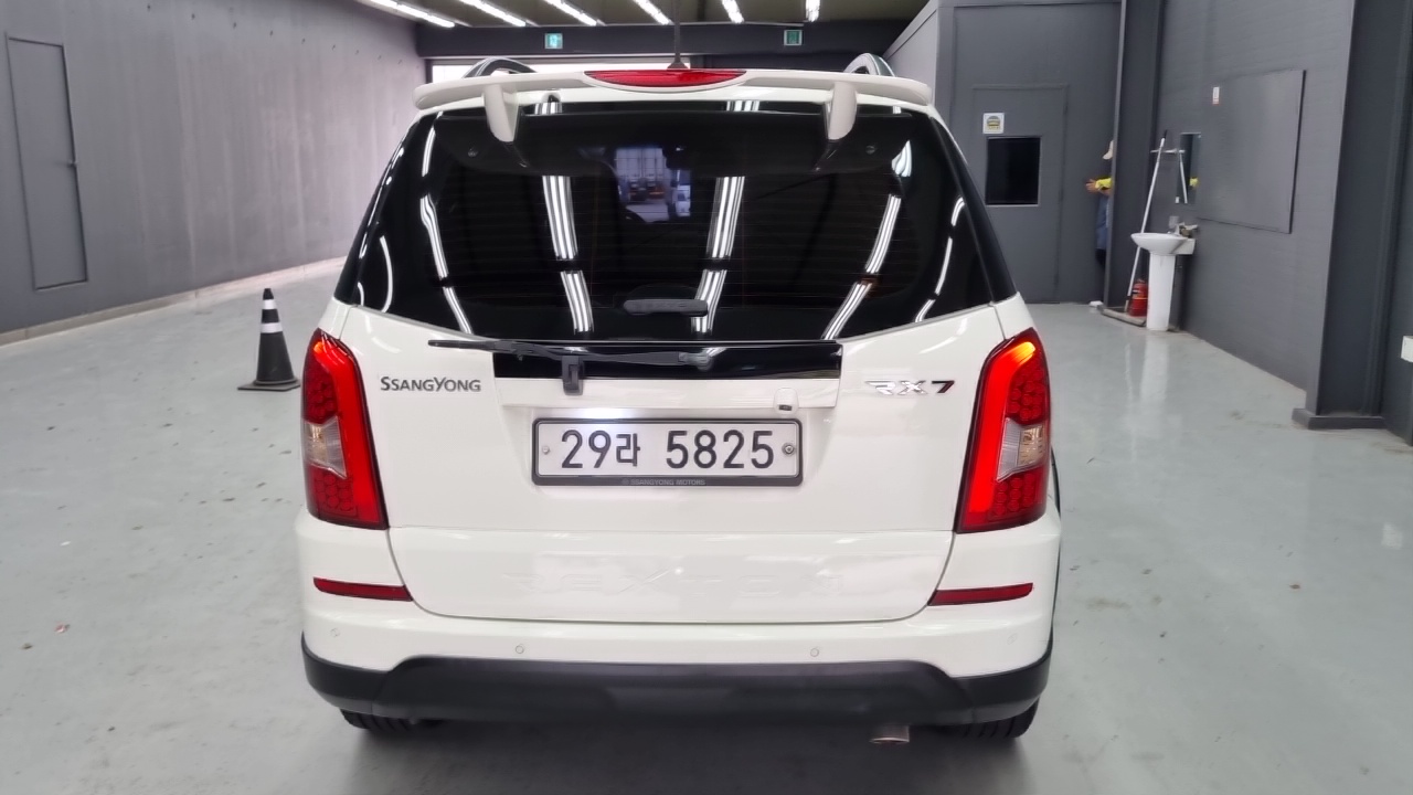 Ssangyong Rexton 2.0 4WD RX7 Prestige — пробег 122 180 км — фото 4 из 5