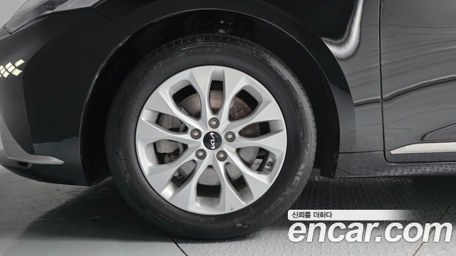 Kia K8 из Кореи Encar