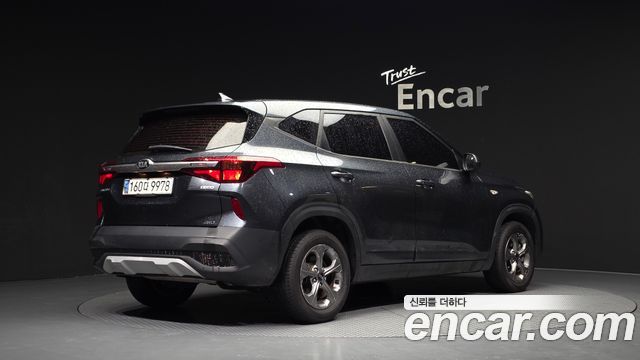 Kia Seltos из Кореи Encar