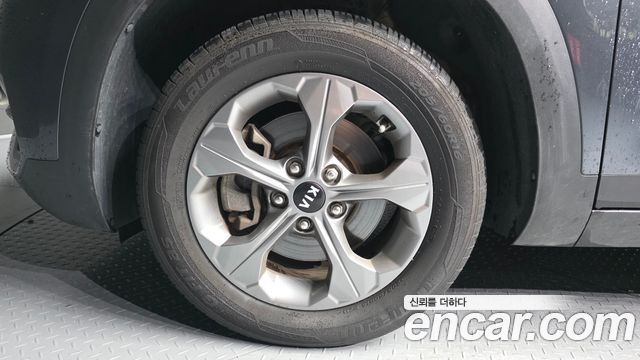 Kia Seltos из Кореи Encar