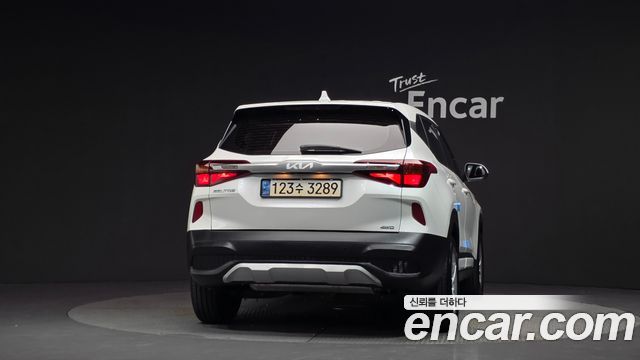 Kia Seltos из Кореи Encar