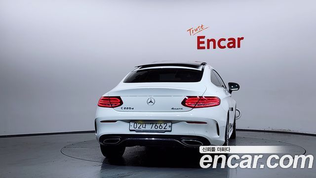 Mercedes-Benz C-Class из Кореи Encar