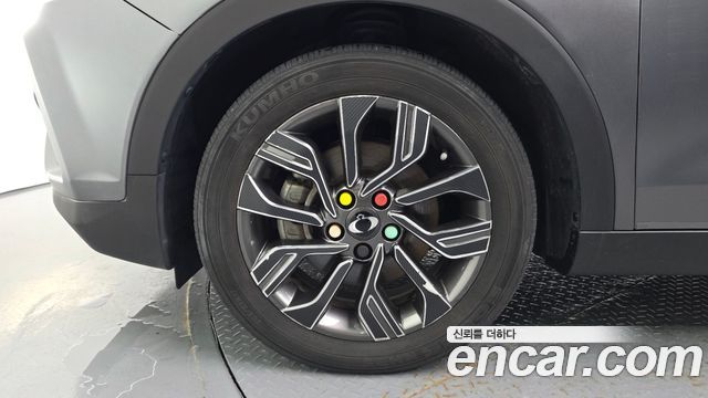 Ssangyong TIBOLI из Кореи Encar