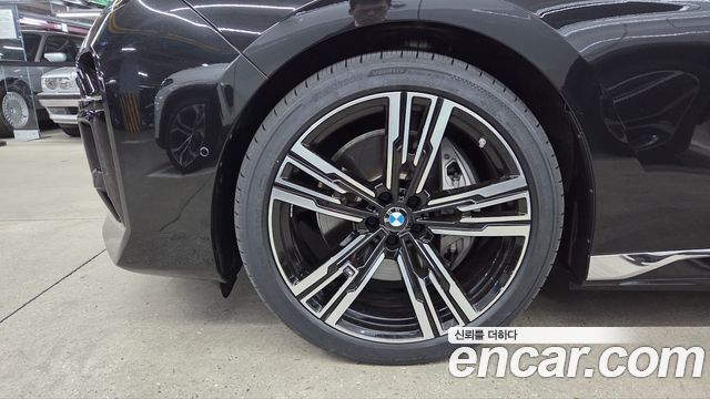 BMW i7 xDrive 60 M sport — пробег 37 550 км — фото 5 из 5