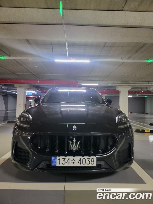 Maserati Grecale 2.0 AWD Modena — пробег 19 000 км — фото 3 из 5