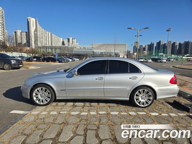 Mercedes-Benz E-Class E280 Sports Package — пробег 98 000 км — фото 5 из 5