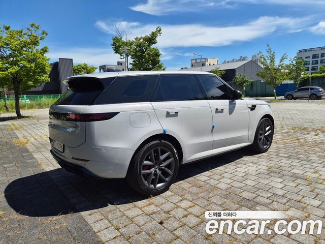Land Rover Range Rover Sport D300 HSE Dynamic — пробег 56 000 км — фото 5 из 5