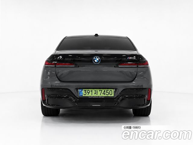 BMW i7 M70 xDrive M Performance — пробег 5 900 км — фото 4 из 5