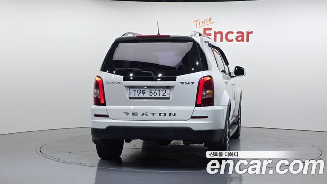 Ssangyong Rexton из Кореи Encar