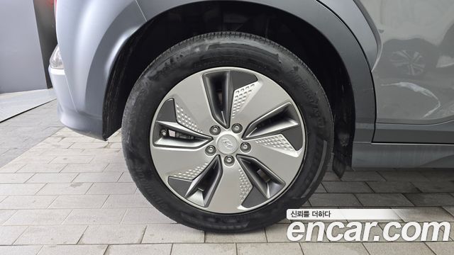 Hyundai Kona Premium — пробег 71 741 км — фото 5 из 5