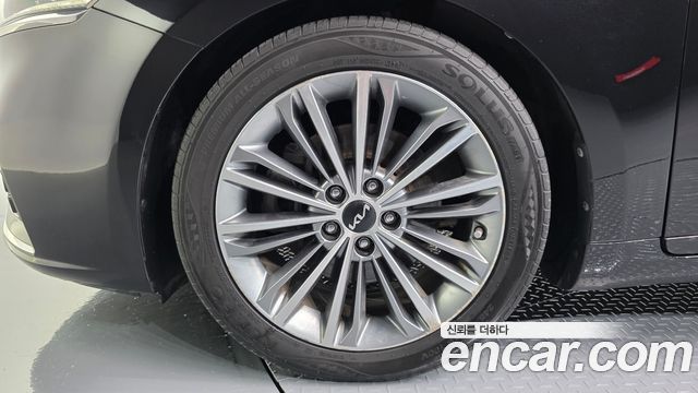 Kia K7 из Кореи Encar