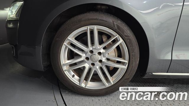 Audi A8 из Кореи Encar