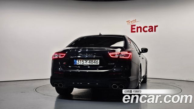 Maserati Ghibli из Кореи Encar