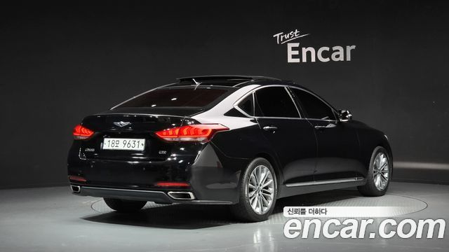 Hyundai Genesis из Кореи Encar