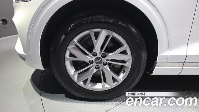 Genesis GV70 из Кореи Encar