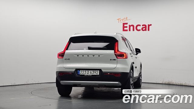 Volvo XC40 из Кореи Encar