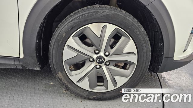 Kia Niro из Кореи Encar