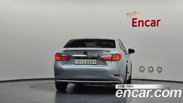 Lexus ES из Кореи Encar