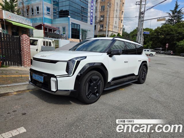 Kia EV9 Long Range 4WD GT Line — пробег 57963 км