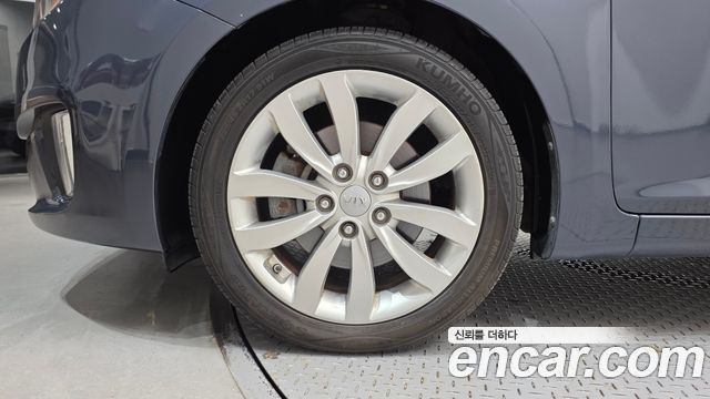 Kia Carens 2.0 LPi Luxury — пробег 156239 км