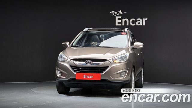 Hyundai Tucson Diesel 2WD LX20 Premier — пробег 179 830 км — фото 3 из 5